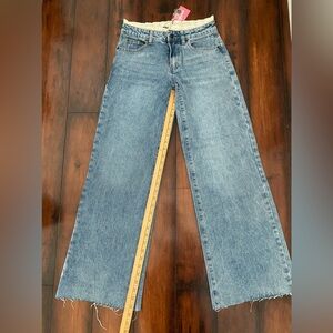 Edikted Light Blue Flare Jeans Raw Hem